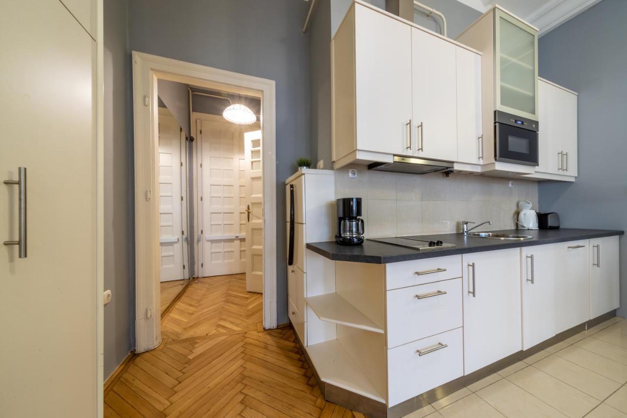 Elisabeth Apartment On Vaci Street Budapest Eksteriør bilde
