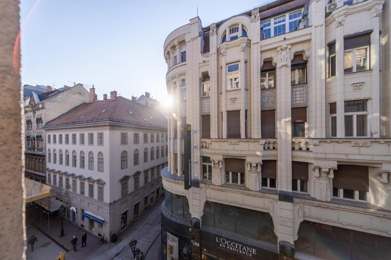 Elisabeth Apartment On Vaci Street Budapest Eksteriør bilde